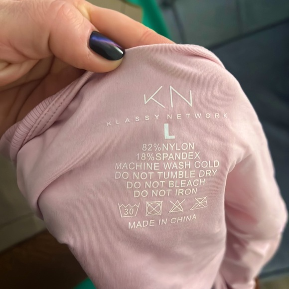 Pink halter top with removable cups! - Picture 2 of 2